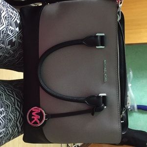 Michaels kors bag